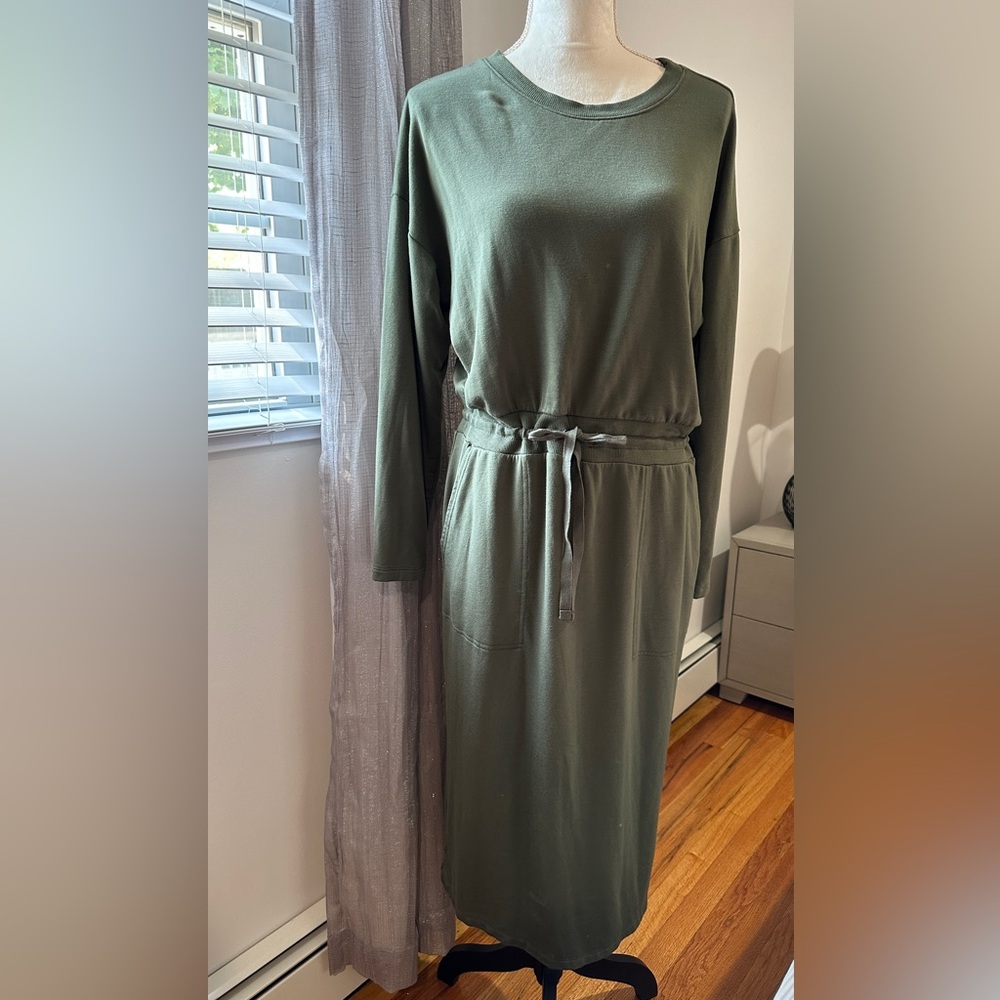 Midi long sleeve dress